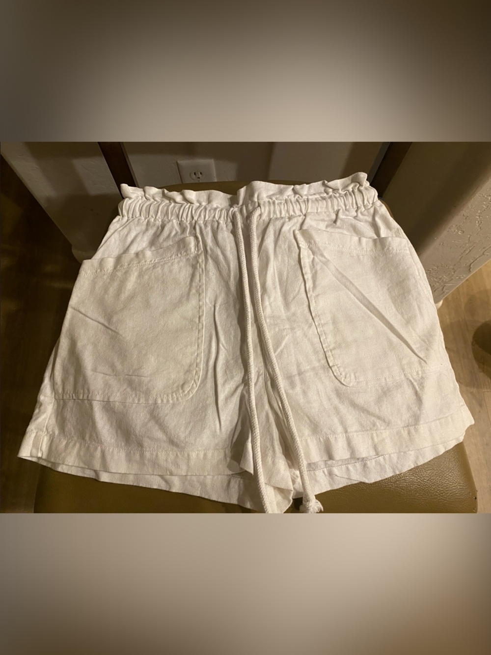Universal Thread White Drawstring Linen-Blend Athletic Shorts